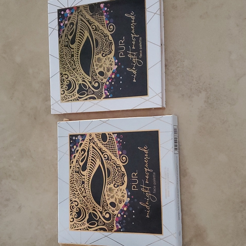 Pur Face/Eyeshadow Palette